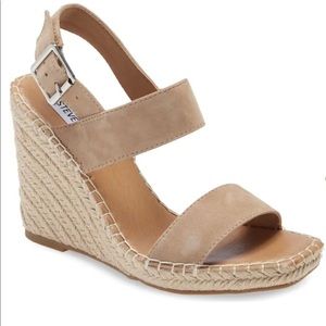 🌟 Steve Madden Uri Espadrille Wedges